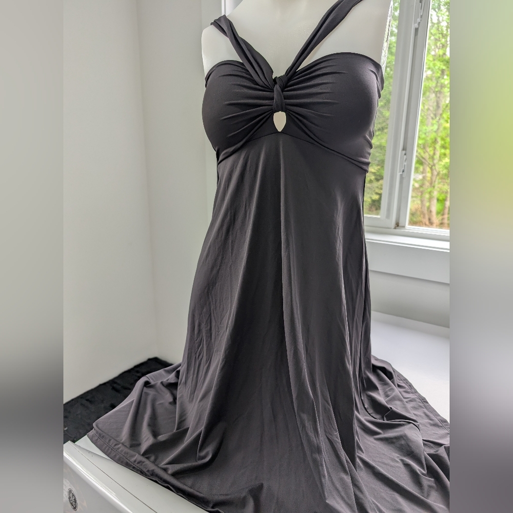 Powder Room Black Sweetheart Midi Sundress